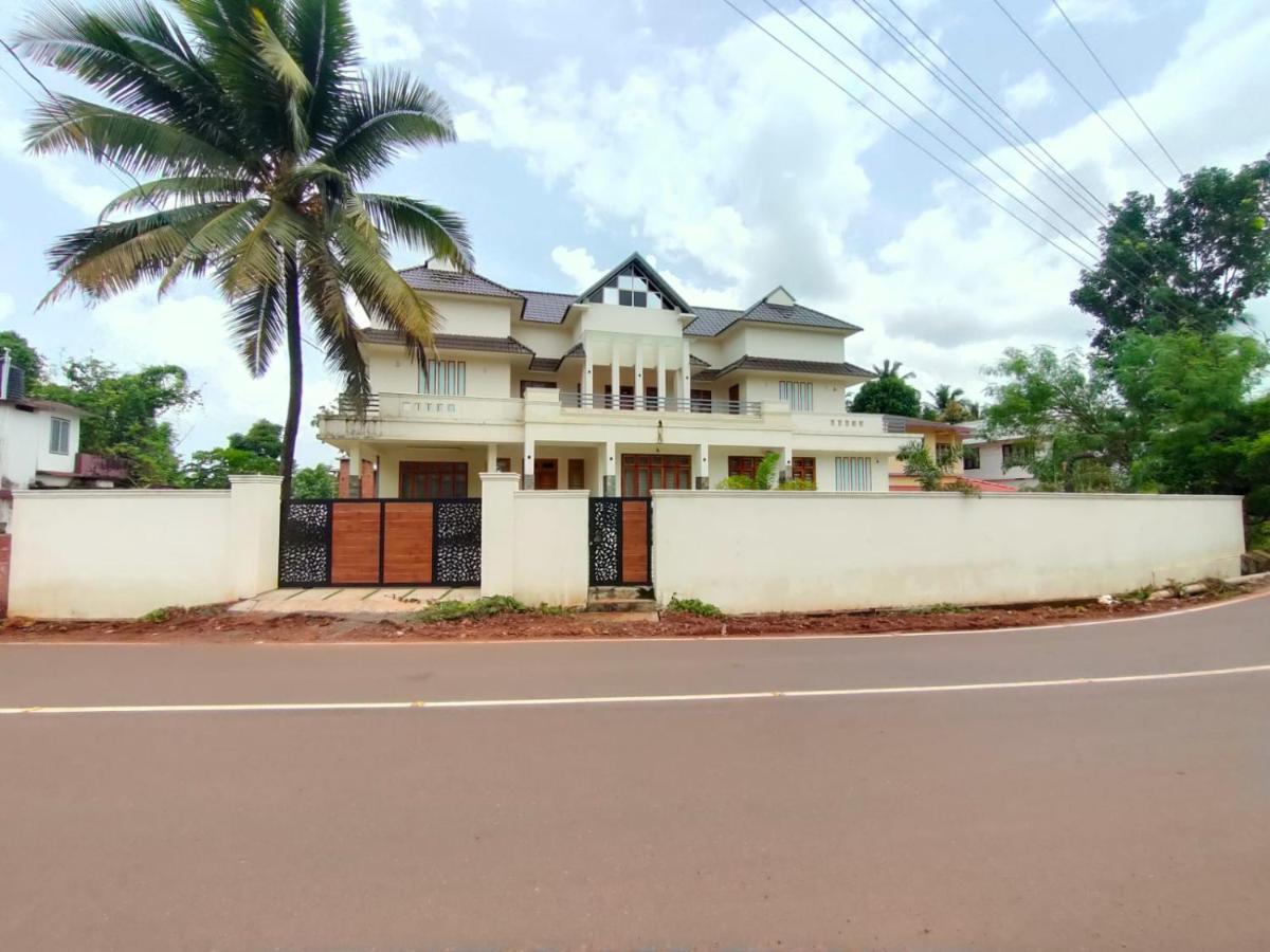 Nandhanam Holidays Каннур Экстерьер фото